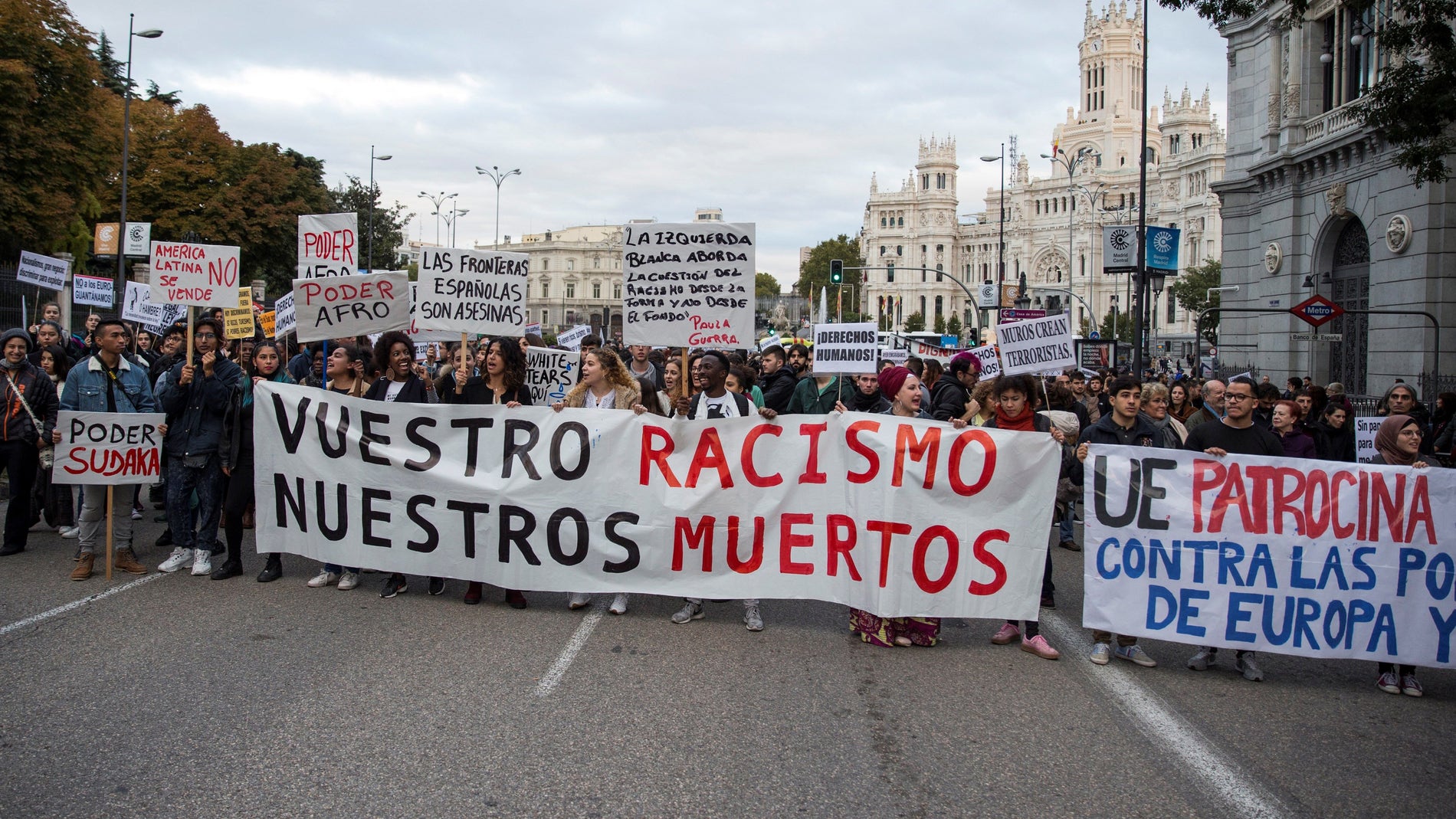 Cientos de personas se manifiestan en Madrid contra el racismo institucional