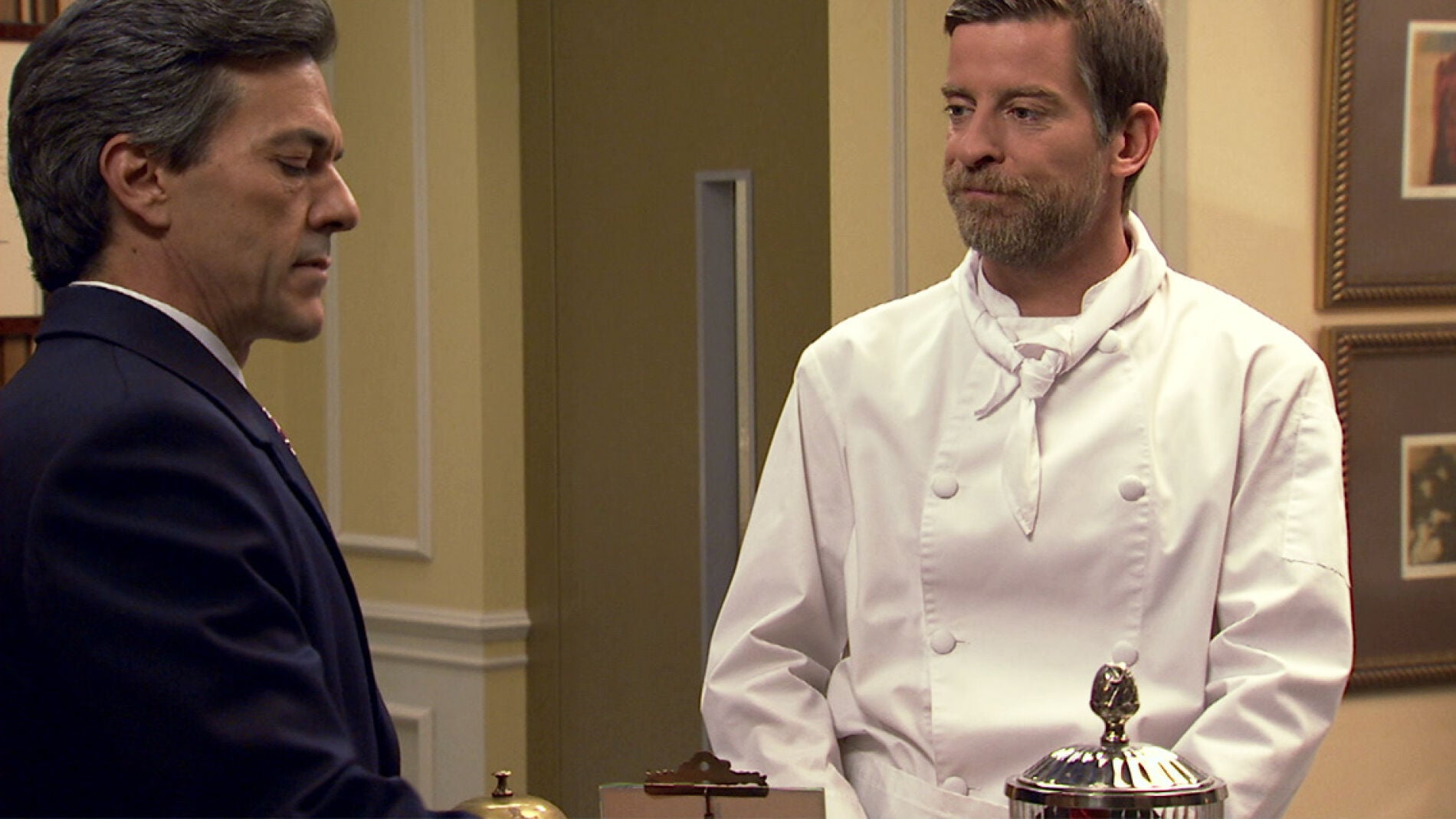 Marcelino no quiere a Jes&uacute;s en el bar e intenta deshacerse de &eacute;l 