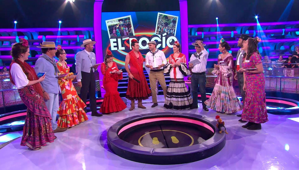 VÍDEO: Los concursantes de '¡Ahora Caigo!' vienen directos de la romería de El Rocío: "¡Viva la Blanca Paloma!"