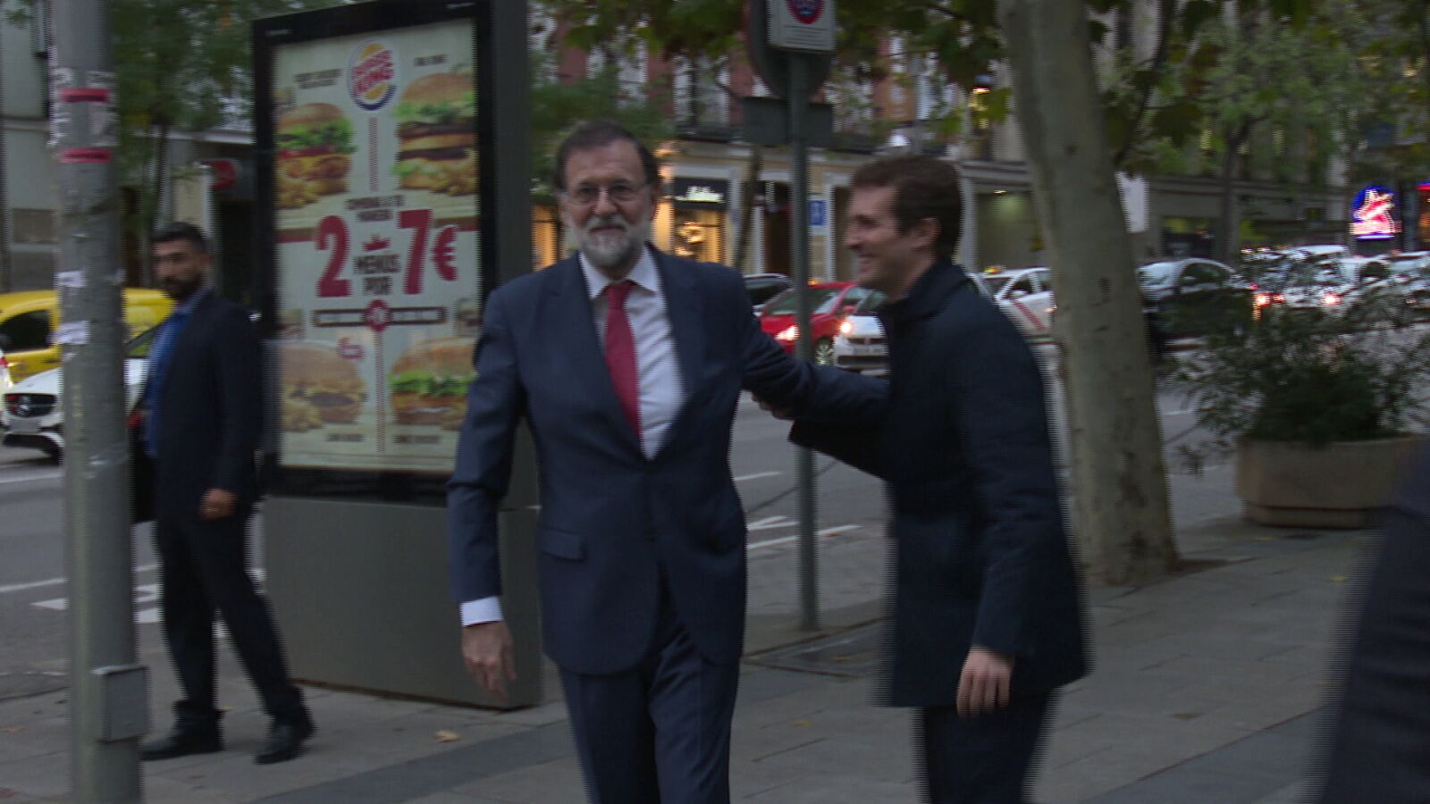 Pablo Casado almuerza con su antecesor en el cargo, Mariano Rajoy