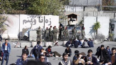 Al menos tres muertos en las primeras protestas en Afganistán, dispersadas a tiros por los talibanes