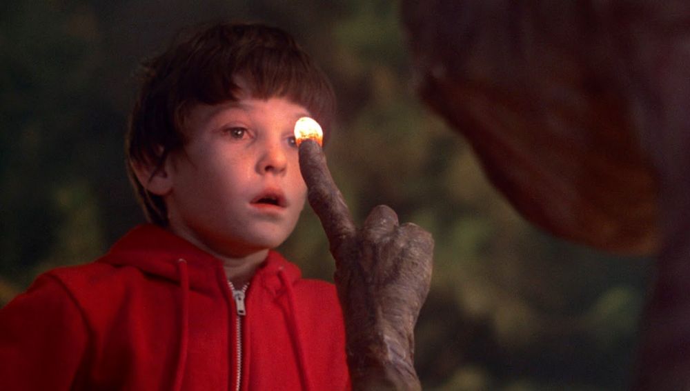 Henry Thomas Films Et Programmes Tv 'La maldición de Hill House': Henry Thomas, protagonista de 'E.T