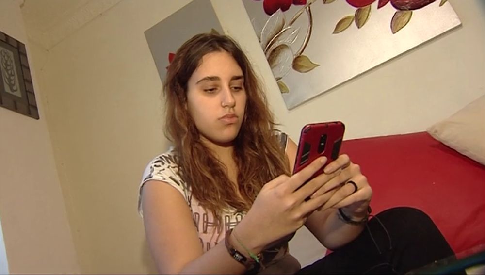 Mensaje de una adolescente acosada: "Hay que denunciar, no hay que callarse"