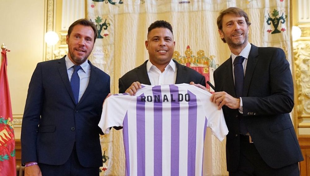 Ronaldo, en su presentación como máximo accionista del Valladolid