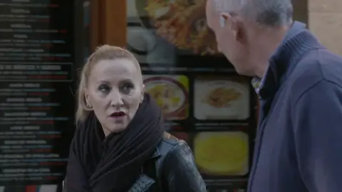 Nieves increpa a Luis: “¿Me estás llamando vieja?” VÍDEO: Mejores momentos de Intercambio Consentido
