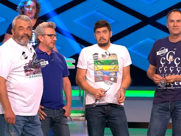 VÍDEO: La lógica aplastante de 'Los Lobos' se impone a un pequeño rifirrafe en una complicada pregunta VÍDEO: La lógica aplastante de 'Los Lobos' se impone a un pequeño rifirrafe en una complicada pregunta