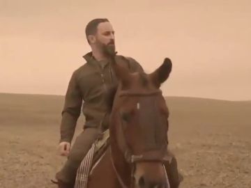 El vídeo de Santiago Abascal a lomos de un caballo para "reconquistar" Andalucía