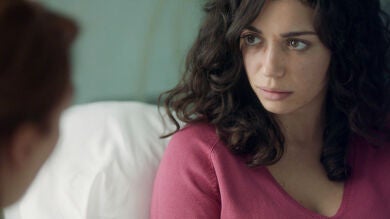 Maite sufre un accidente y se descubre su secreto