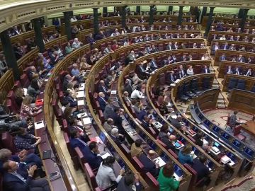 Congreso aprueba una iniciativa popular para mejorar el salario a agentes de la Policía Nacional y de la Guardia Civil 