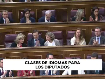 El Congreso de los Diputados licita por primera vez clases de idiomas para los diputados El Congreso de los Diputados licita por primera vez clases de idiomas para los diputados