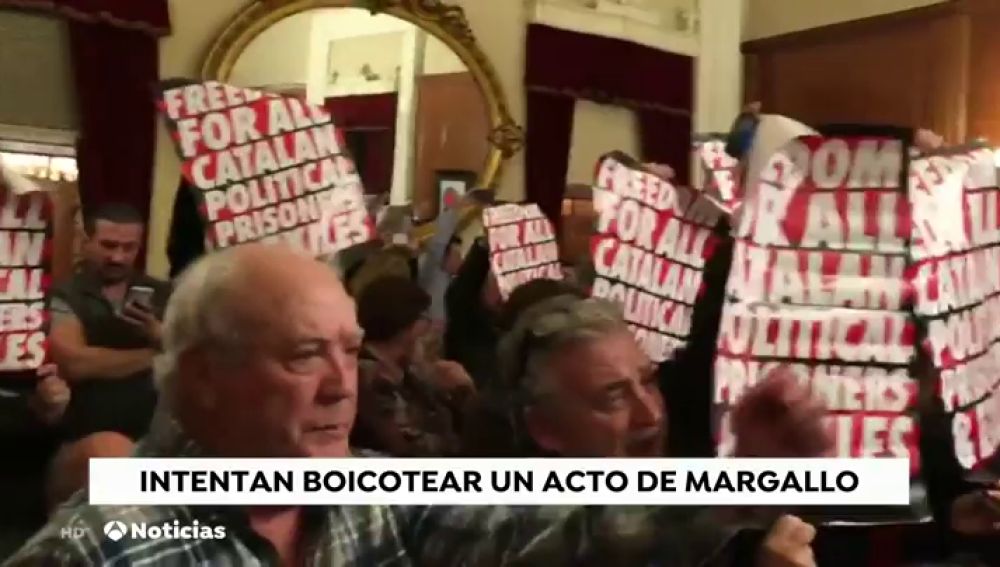 Los independentistas boicotean una conferencia de Margallo en Reus