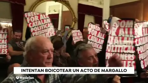 Los independentistas boicotean una conferencia de Margallo en Reus Los independentistas boicotean una conferencia de Margallo en Reus
