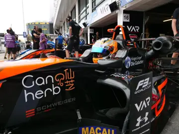 Sophia Floersch, durante una carrera Sophia Floersch, durante una carrera