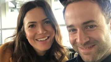 Mandy Moore y Goldsmith