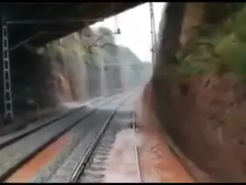 Denuncian el estado de las vías por las que circulaba el tren descarrilado en Vacarisses Denuncian el estado de las vías por las que circulaba el tren descarrilado en Vacarisses