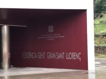 Un total de 40 afectados por un brote de sarna en el geriátrico Sant Llorenç Savall, en Barcelona Un total de 40 afectados por un brote de sarna en el geriátrico Sant Llorenç Savall, en Barcelona
