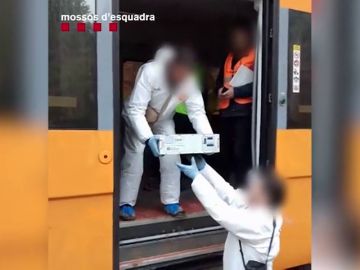 Los Mossos recuperan la caja negra del tren de cercanías accidentado