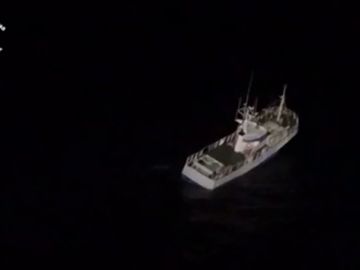 Rescatados 7 pescadores antes de que se hundiera su barco