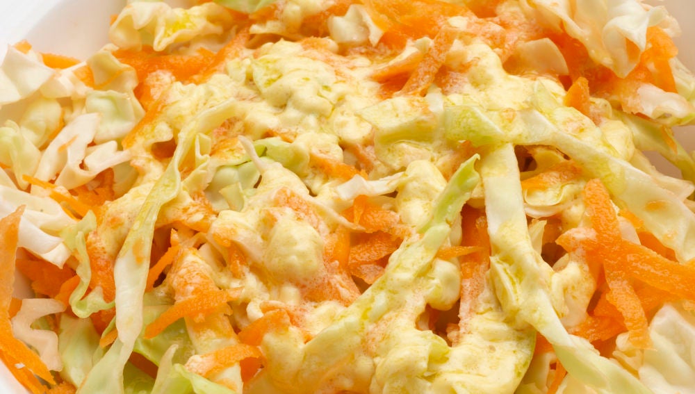 Ensalada de col y zanahoria