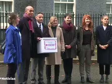 Más de un millón de firmas a favor de un segundo referéndum del Brexit Más de un millón de firmas a favor de un segundo referéndum del Brexit