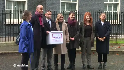 Más de un millón de firmas a favor de un segundo referéndum del Brexit Más de un millón de firmas a favor de un segundo referéndum del Brexit