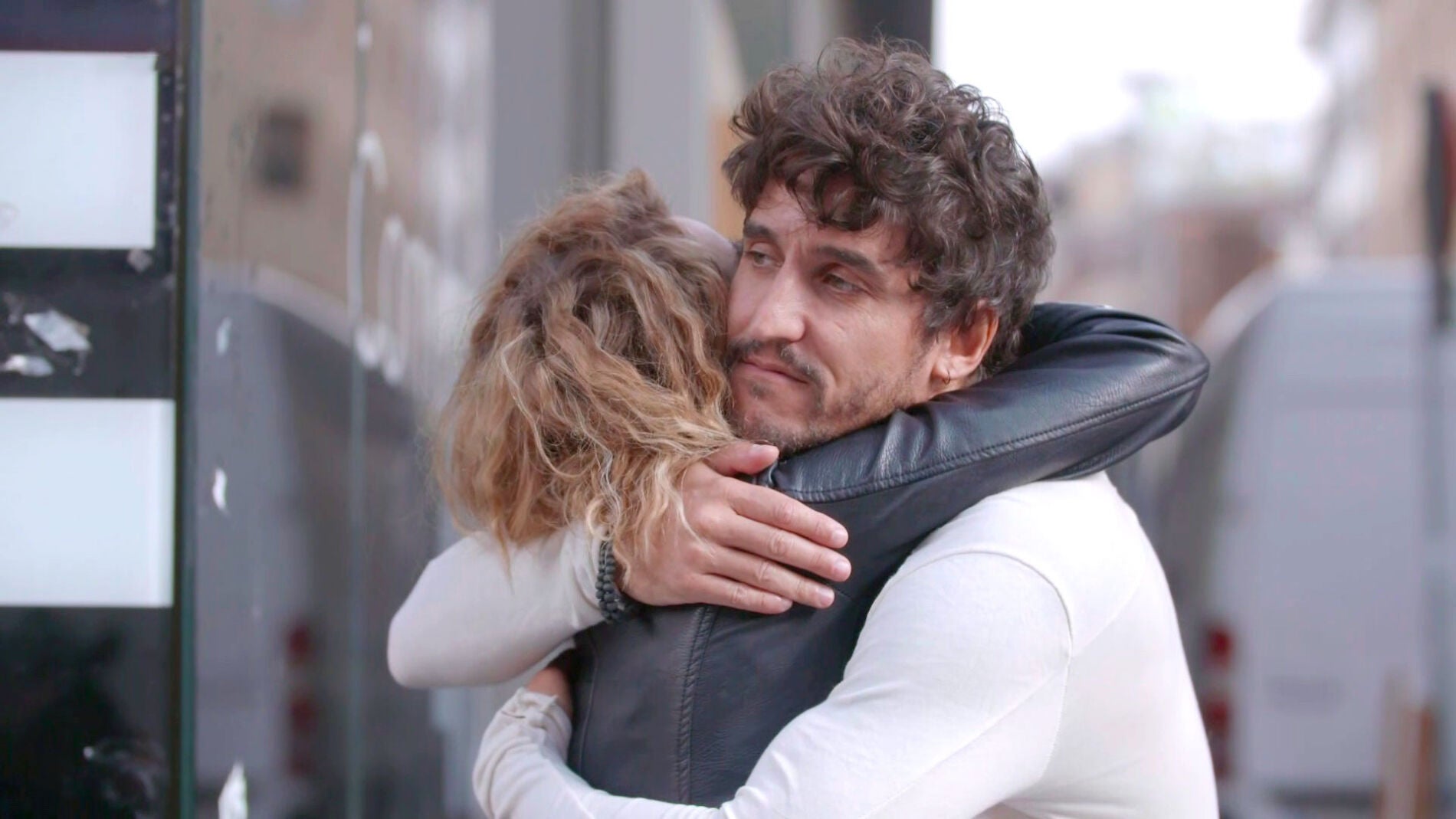 C&oacute;mplice despedida de Paloma y Rub&eacute;n