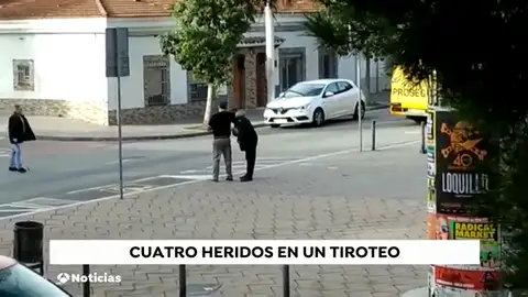 Un tiroteo entre clanes rivales deja cuatro heridos graves Un tiroteo entre clanes rivales deja cuatro heridos graves