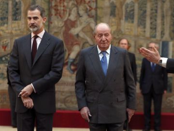 El Rey Felipe VI y Don Juan Carlos