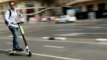 Un patinete el&eacute;ctrico