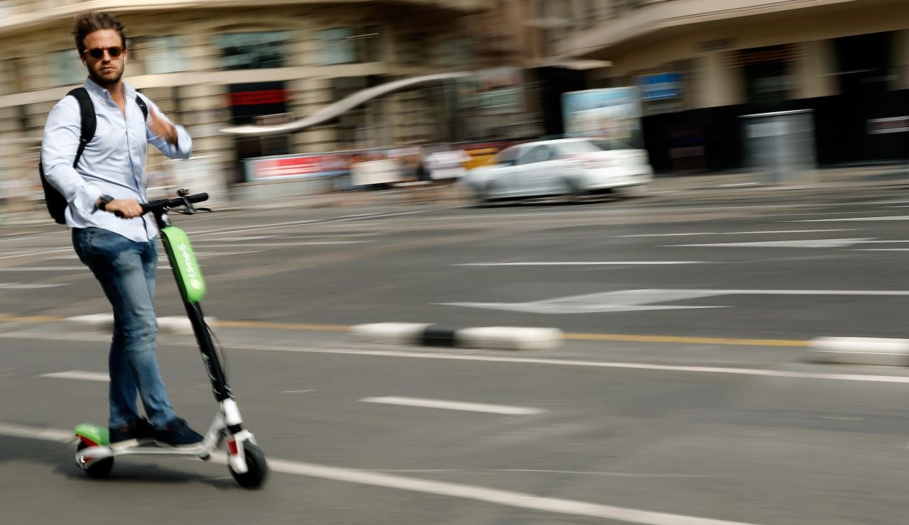 Un patinete el&eacute;ctrico
