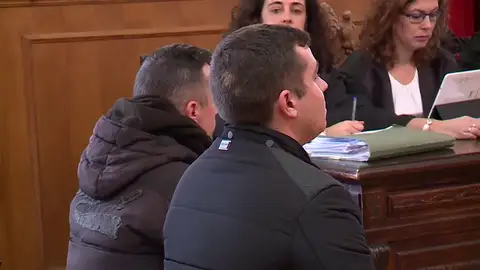 Juicio a una banda ultrasur por asesinar a un empresario en Toledo Juicio a una banda ultrasur por asesinar a un empresario en Toledo
