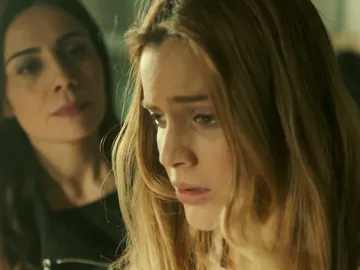 La amenazante discusión entre Anne y Ainhoa: "¿Cómo has podido ser tan hija de p***?" La amenazante discusión entre Anne y Ainhoa: "¿Cómo has podido ser tan hija de p***?"