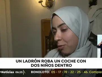 La mujer a la que le robaron el vehículo con sus hijos dentro: "Llegué a sujetar la puerta del coche y le dije que parara" La mujer a la que le robaron el vehículo con sus hijos dentro: "Llegué a sujetar la puerta del coche y le dije que parara"