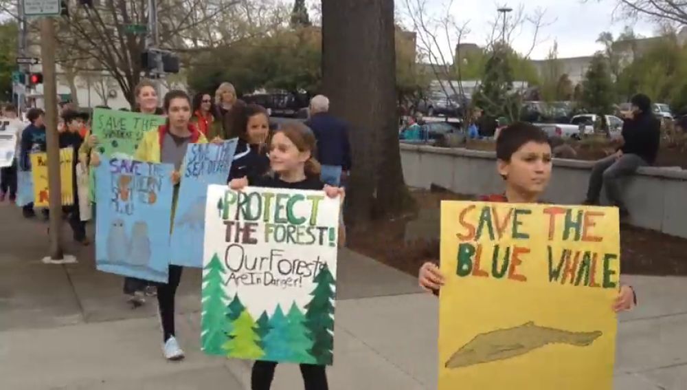 Jóvenes activistas llevan a juicio a Estados Unidos por el cambio climático