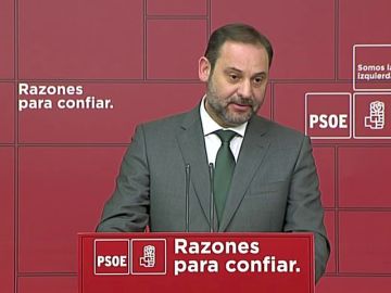 El propio Gobierno matiza a Sánchez: afirma que la propuesta para revisar la inviolabilidad del Rey es sólo una "opinión" del presidente