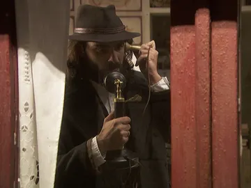 Isaac llama al sanatorio para resolver sus dudas Isaac llama al sanatorio para resolver sus dudas