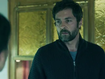 Amaia interroga a Joseba por la muerte de Susana Amaia interroga a Joseba por la muerte de Susana