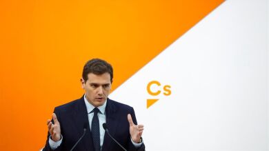 Ciudadanos trata de salvar su imagen en Europa al insistir que no tiene nada que ver con Vox