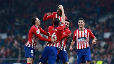 El Atlético despierta en la segunda parte y golea al Sant Andreu para meterse en octavos de la Copa
