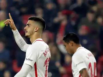 André Silva celebra uno de sus goles con el Sevilla André Silva celebra uno de sus goles con el Sevilla