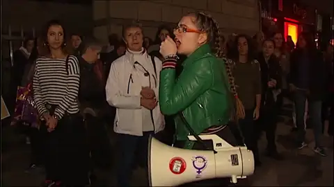 Movilizaciones feministas en varias ciudades españolas contra la sentencia de 'La Manada' Movilizaciones feministas en varias ciudades españolas contra la sentencia de 'La Manada'