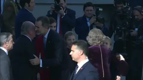 Por primera vez los dos reyes asisten a un acto en el Congreso de los Diputados Por primera vez los dos reyes asisten a un acto en el Congreso de los Diputados