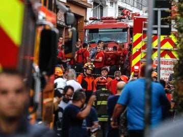 Imagen de archivo de bomberos en un suceso