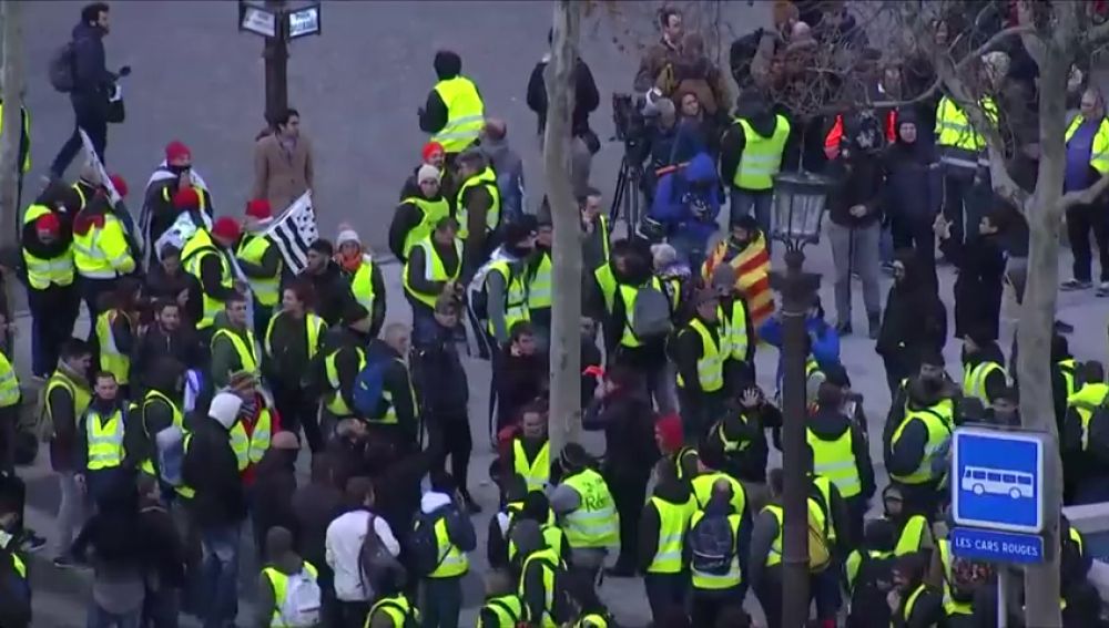 Arrestan a 177 personas en París para impedir actos violentos en las protestas de los 'chalecos amarillos 'de este sábado