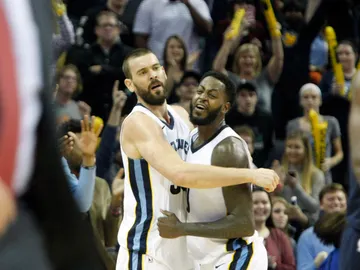 Marc Gasol celebra el triunfo de los Grizzlies Marc Gasol celebra el triunfo de los Grizzlies