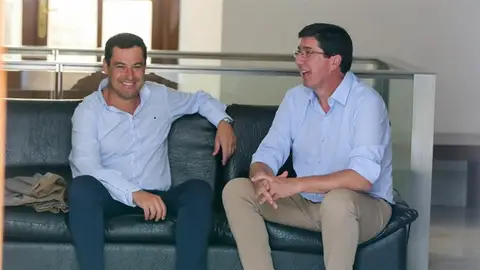 Juanma Moreno y Juan Marín en una imagen de archivo Juanma Moreno y Juan Marín en una imagen de archivo