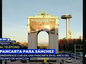 Greenpeace despliega una pancarta de Sánchez en el arco de Moncloa por la venta de armas a Arabia Saudi Greenpeace despliega una pancarta de Sánchez en el arco de Moncloa por la venta de armas a Arabia Saudi