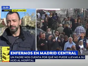 Un padre no puede llevar a su hijo enfermo al hospital por estar situado en Madrid Central: "Me dijeron que fuera en transporte público" Un padre no puede llevar a su hijo enfermo al hospital por estar situado en Madrid Central: "Me dijeron que fuera en transporte público"