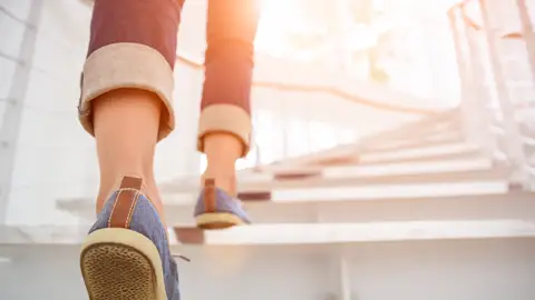 Subir escaleras Nova Life