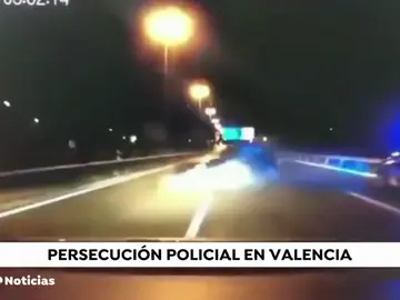 Impresionante persecución en Valencia tras un atraco en una tienda de bolsos de alta gama Impresionante persecución en Valencia tras un atraco en una tienda de bolsos de alta gama
